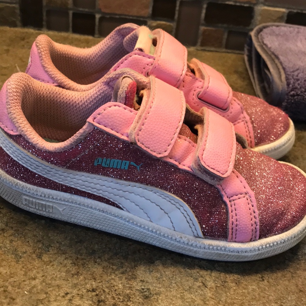 Sparkly pink Pumas